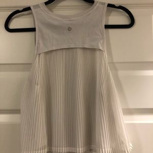 Lululemon dancer crop top